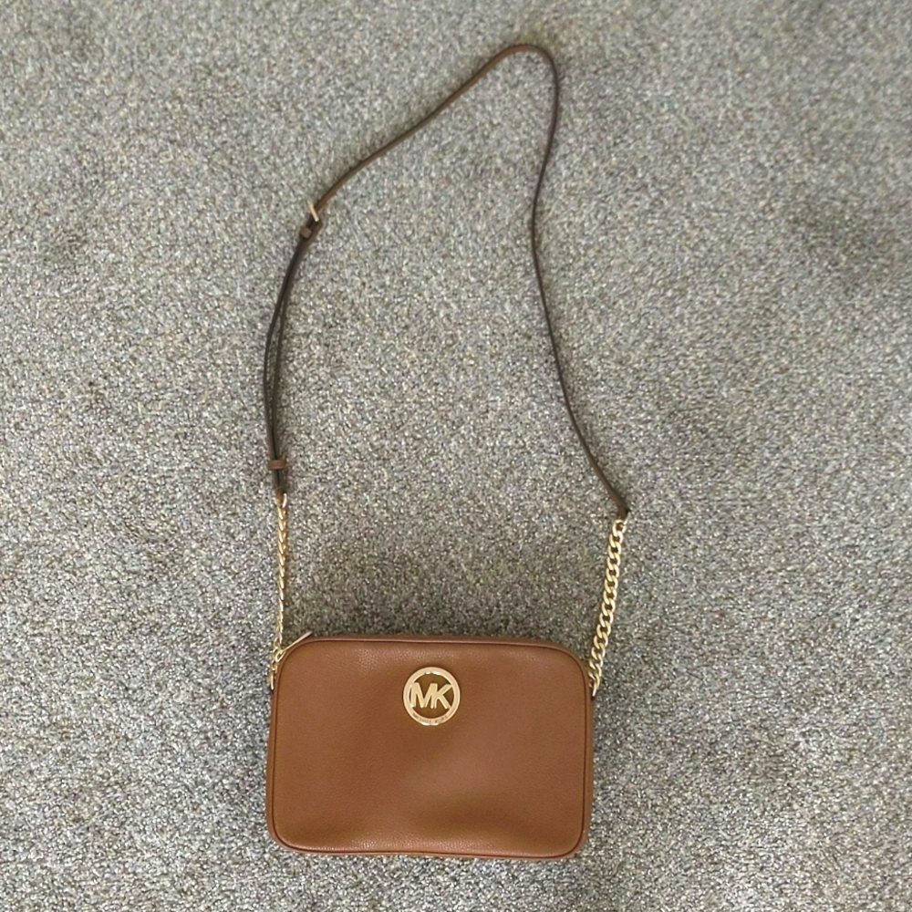 Michael Kors Jet Set Crossbody